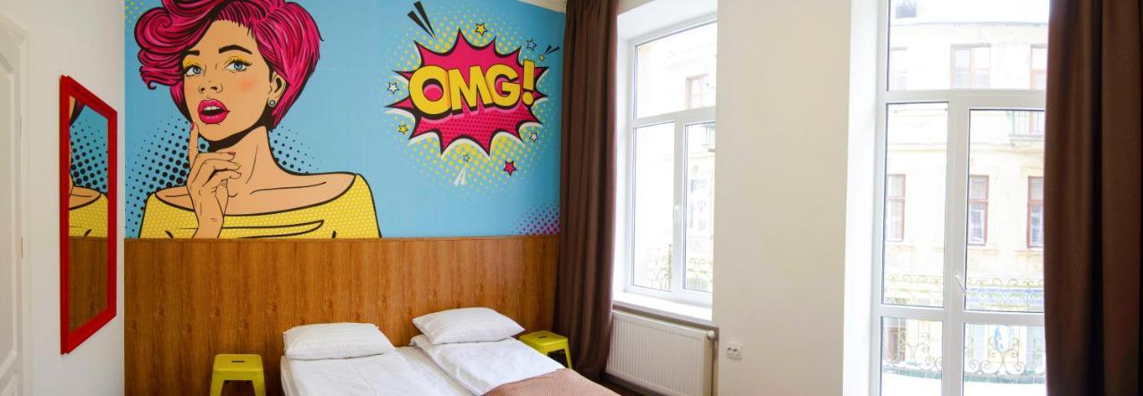Pop Art Hostel Lviv Exterior photo