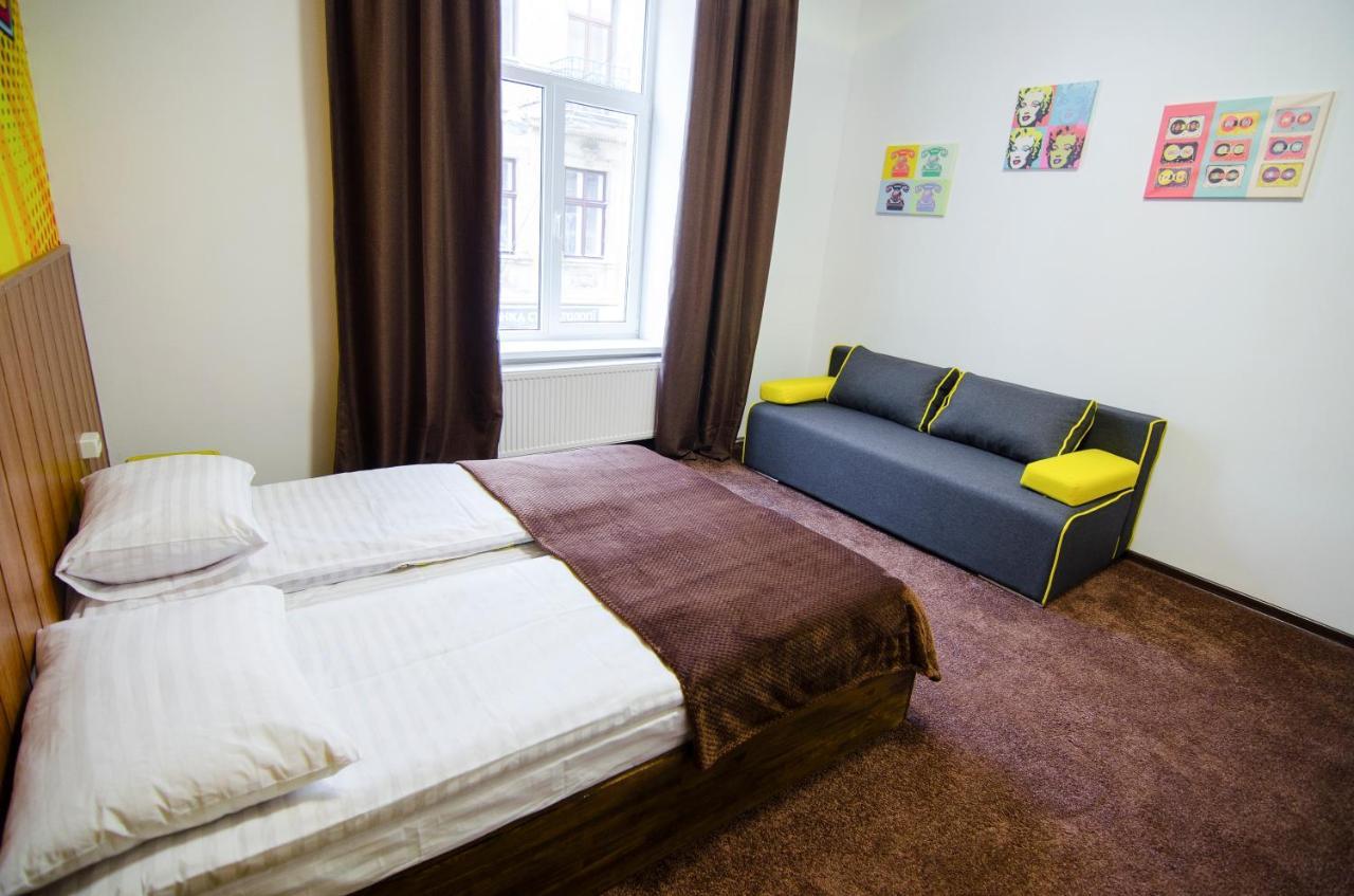 Pop Art Hostel Lviv Exterior photo
